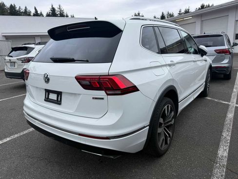 Used 2020 Volkswagen Tiguan SEL Premium R-Line w/ 3rd Row Seat Package image 3