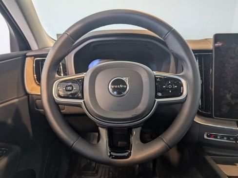 Used 2026 Volvo XC60 B5 Core w/ Climate Package image 14