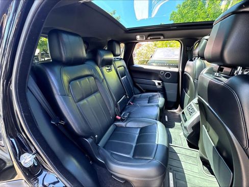 Used 2020 Land Rover Range Rover Sport SE AWD/4WD image 30