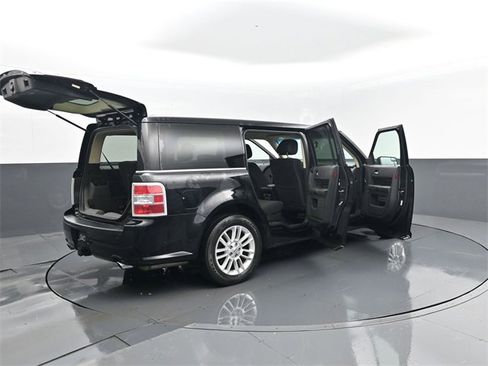 Used 2019 Ford Flex SEL w/ Class III Trailer Tow Package image 30
