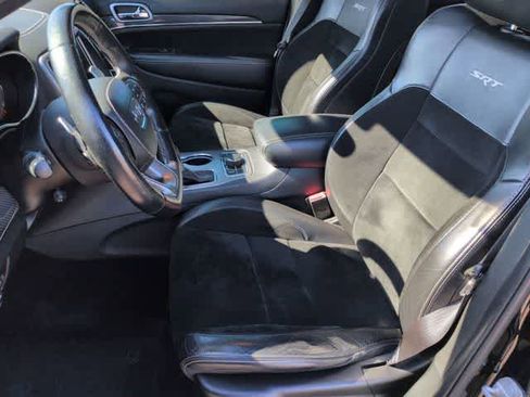 Used 2017 Jeep Grand Cherokee SRT AWD/4WD image 16