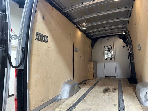 Used 2019 Mercedes-Benz Sprinter 4x4 170 image 26