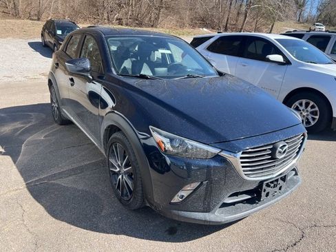 Used 2018 MAZDA CX-3 Grand Touring image 2