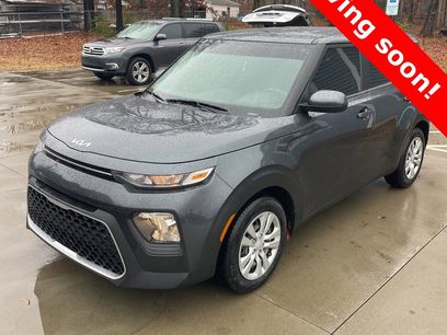 Used 2022 Kia Soul LX