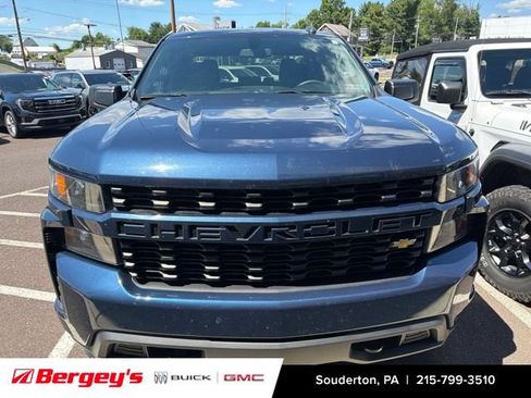 Used 2022 Chevrolet Silverado 1500 Custom AWD/4WD image 5