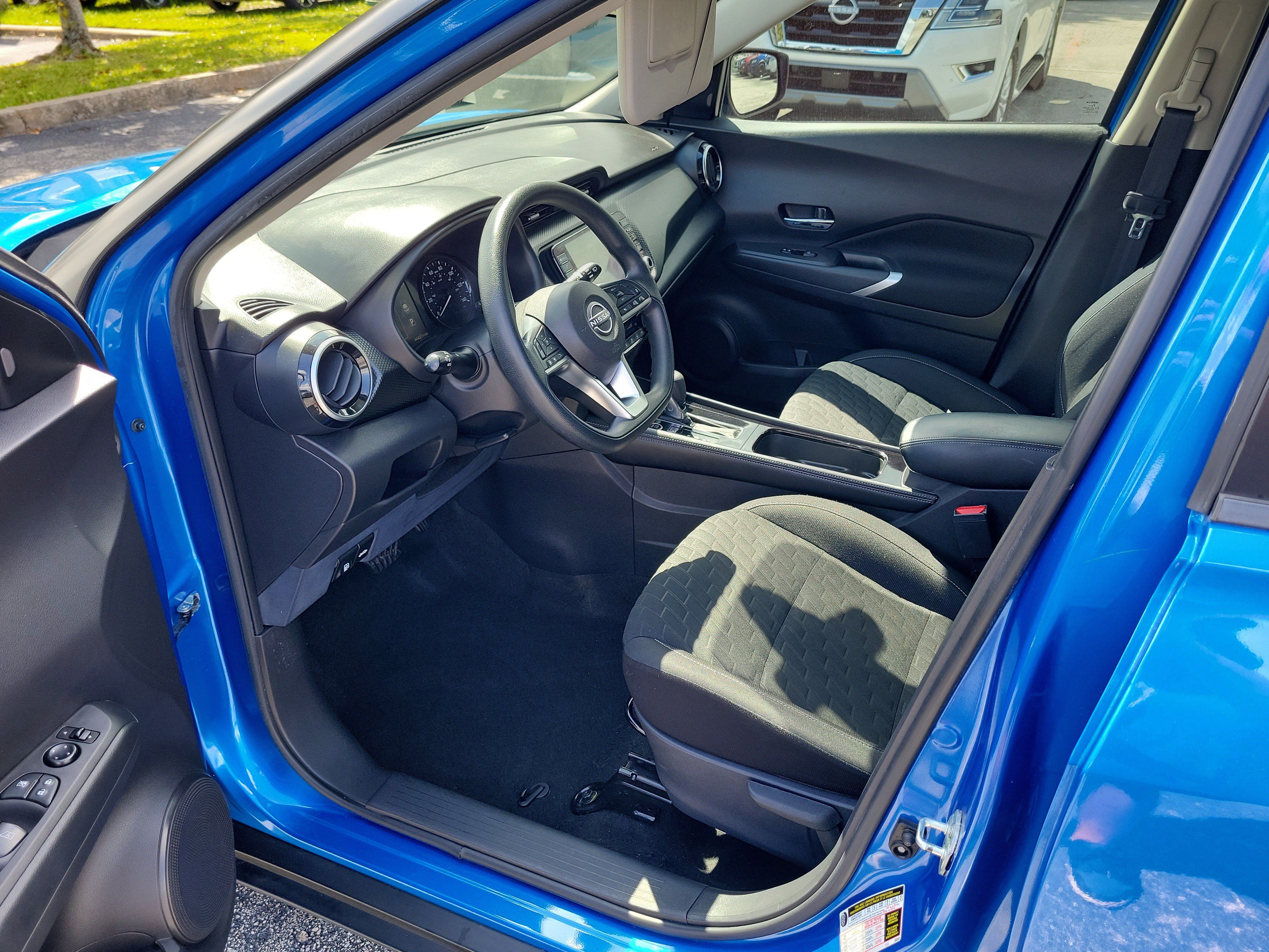 Certified 2022 Nissan Kicks SV FWD image 12
