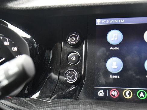 Used 2021 Buick Envision Essence w/ Technology Package I image 28