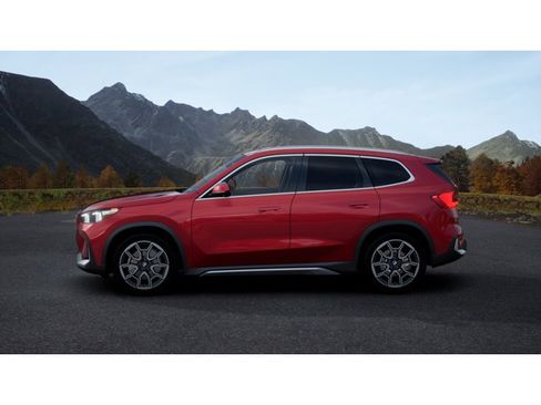 New 2026 BMW X1 xDrive28i w/ Technology Package image 4