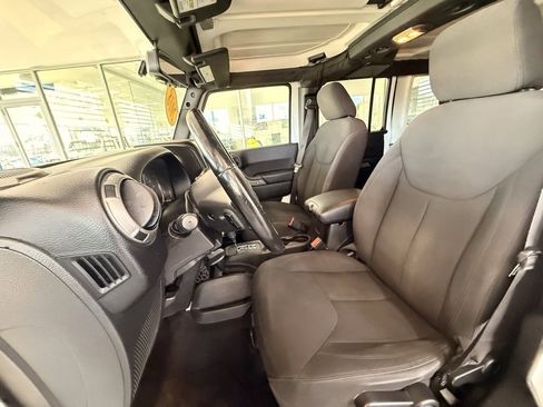Certified 2018 Jeep Wrangler Unlimited Sport S image 13