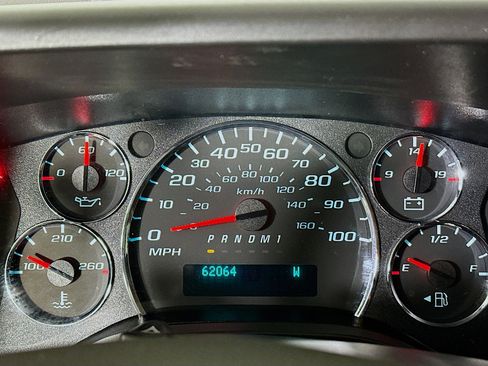 Used 2023 Chevrolet Express 3500 LS image 17