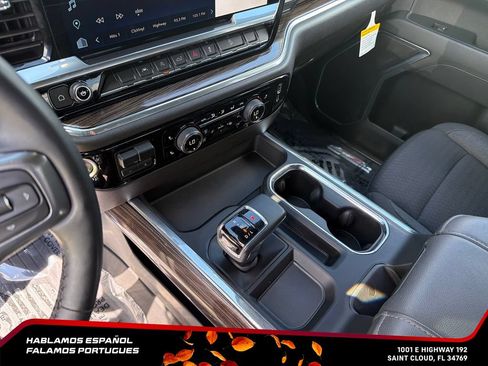Used 2023 Chevrolet Silverado 1500 RST AWD/4WD image 22