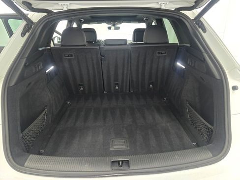 Used 2025 Audi Q5 2.0T Premium image 11