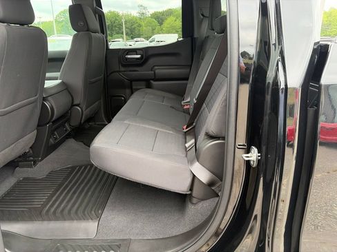 Used 2022 Chevrolet Silverado 1500 Custom AWD/4WD image 10
