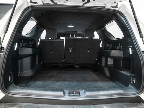 Used 2025 Toyota 4Runner SR5 image 33