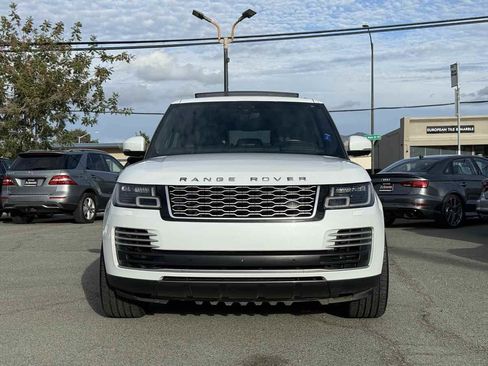 Used 2018 Land Rover Range Rover Long Wheelbase Autobiography image 2