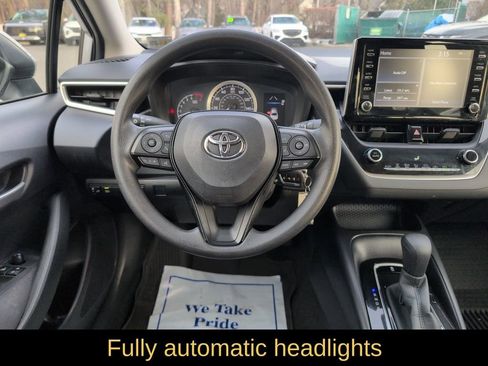 Used 2020 Toyota Corolla LE image 14
