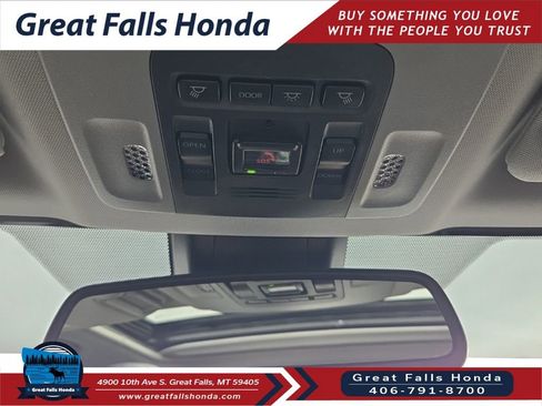 Used 2022 Toyota Camry XSE w/ Navigation Upgrade Package image 24