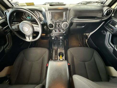 Used 2017 Jeep Wrangler Unlimited Sport w/ Quick Order Package 24S AWD/4WD image 10