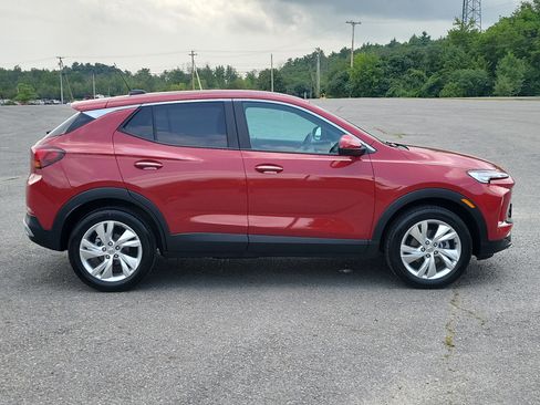 Used 2026 Buick Encore GX Preferred w/ Comfort Package AWD/4WD image 4