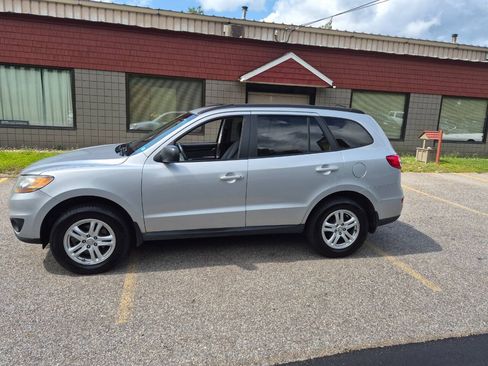 Used 2010 Hyundai Santa Fe GLS AWD/4WD image 3