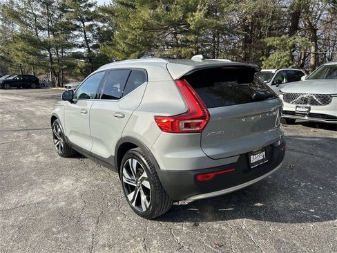 Certified 2024 Volvo XC40 B5 Plus w/ Protection Package Premier image 6