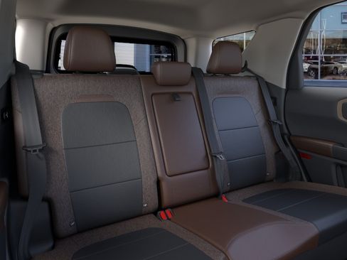 New 2026 Ford Bronco Sport Outer Banks w/ Sasquatch Outer Banks Package AWD/4WD image 33