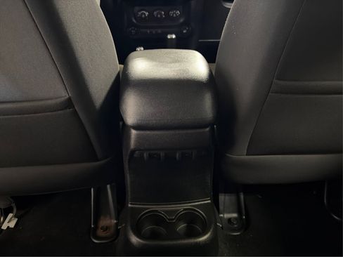 Used 2011 Jeep Wrangler Unlimited Sport AWD/4WD image 24