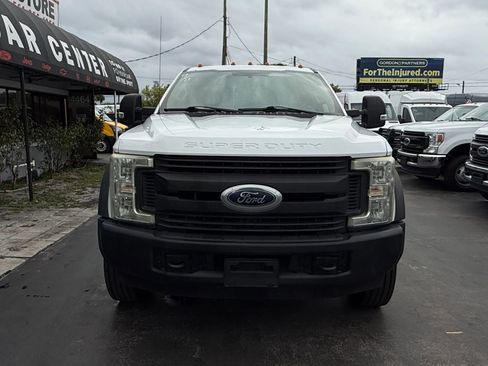 Used 2017 Ford F450 XL w/ Power Equipment Group image 9