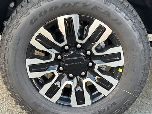 New 2026 GMC Sierra 3500 Denali Ultimate image 25