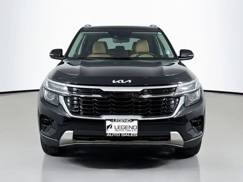 Used 2024 Kia Seltos EX AWD/4WD image 2