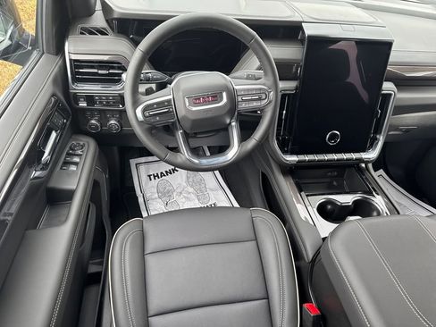 New 2026 GMC Yukon XL Elevation AWD/4WD image 18