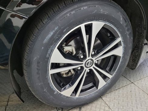 Used 2022 Nissan Sentra SV w/ Lighting Package image 31