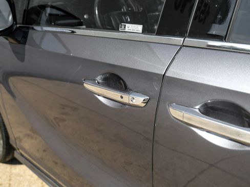 Used 2019 Honda Odyssey Elite image 41