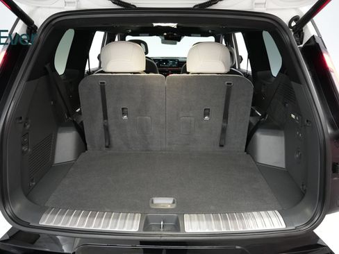 Used 2024 Kia EV9 GT-Line AWD/4WD image 8