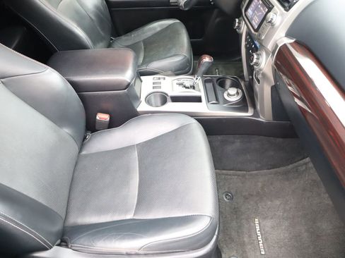 Used 2016 Toyota 4Runner Limited AWD/4WD image 51