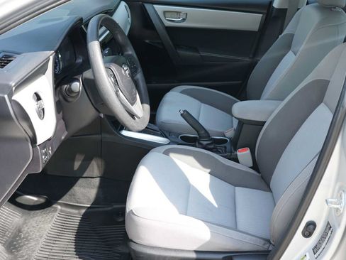 Used 2019 Toyota Corolla LE FWD image 9