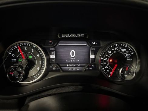 Used 2022 RAM 2500 Laramie AWD/4WD image 22