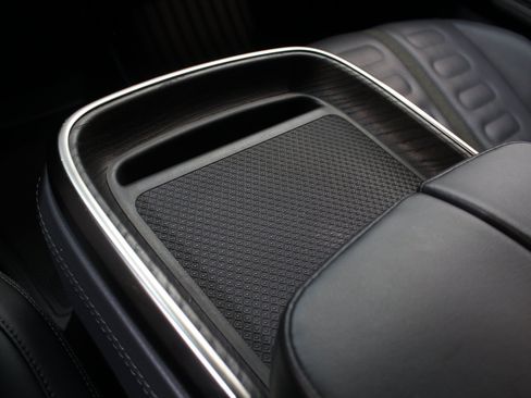 Used 2022 Rivian R1T Adventure AWD/4WD image 97