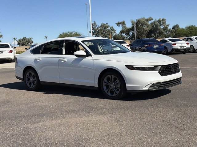 Used 2024 Honda Accord EX image 4