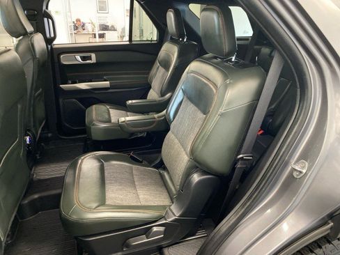 Used 2022 Ford Explorer Timberline w/ Timberline Technology Package image 10
