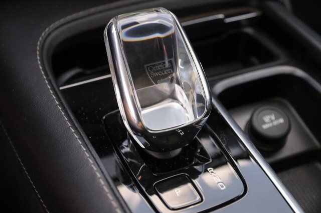 Used 2023 Volvo XC90 B6 Ultimate w/ Protection Package Premier AWD/4WD image 23