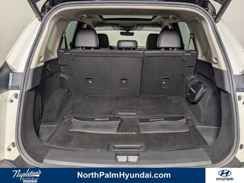 Used 2023 Nissan Rogue Platinum w/ Platinum Premium Package image 30