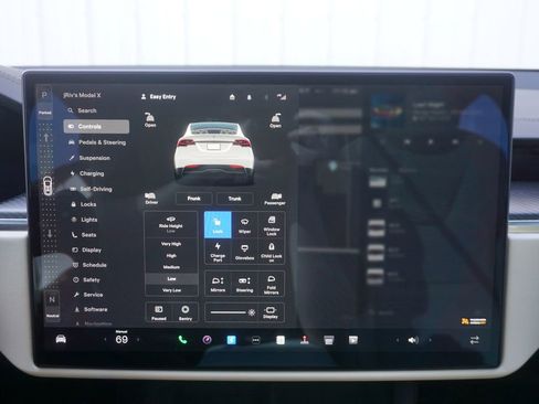 Used 2023 Tesla Model X Plaid AWD/4WD image 14