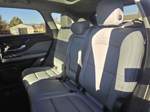 Used 2020 Lincoln Corsair Reserve w/ Equipment Group 202A image 27