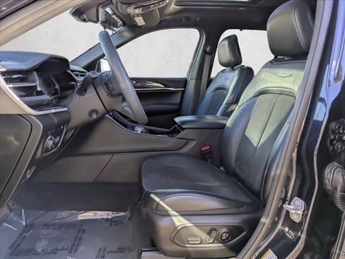 Used 2023 Jeep Grand Cherokee Trailhawk w/ Advanced Protech Group II image 17