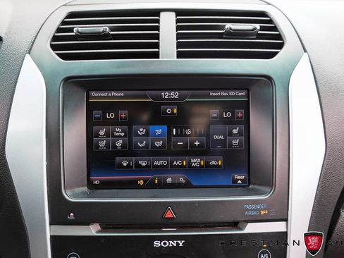 Used 2015 Ford Explorer Sport w/ Equipment Group 401A AWD/4WD image 32
