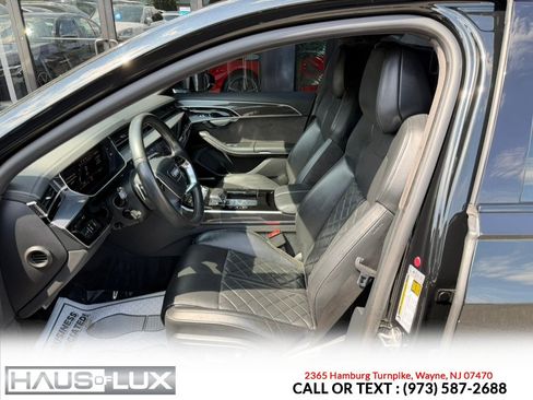 Used 2020 Audi S8 L w/ S8 Executive Package AWD/4WD image 11