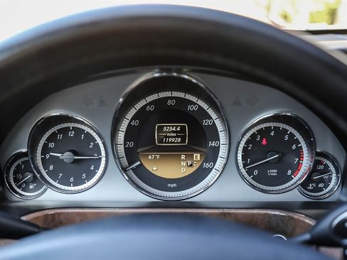 Used 2012 Mercedes-Benz E 350 Sedan image 38