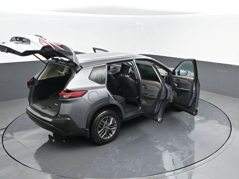 Used 2021 Nissan Rogue S image 26
