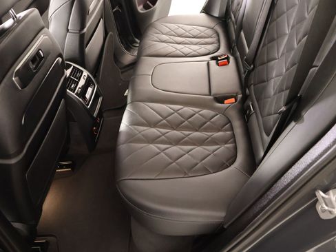 Used 2024 BMW X5 M60i image 13